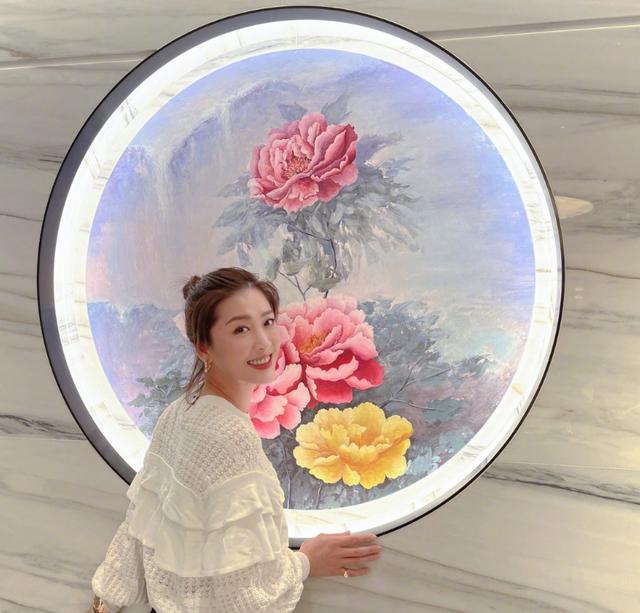 春晚精彩回放,王珞丹春晚翡翠知识-第27张图片-翡翠网 春晚精彩回放,王珞丹春晚翡翠知识-第27张图片-翡翠网