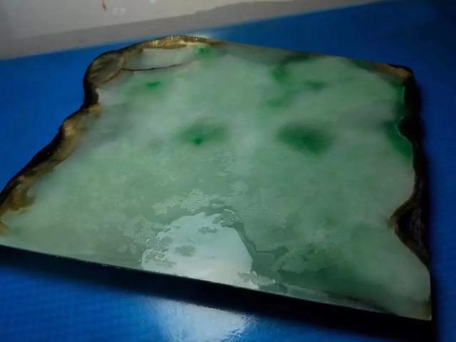 冰糯种翡翠好吗化冰底翡翠手镯价格-第2张图片-翡翠网 冰糯种翡翠好吗化冰底翡翠手镯价格-第2张图片-翡翠网