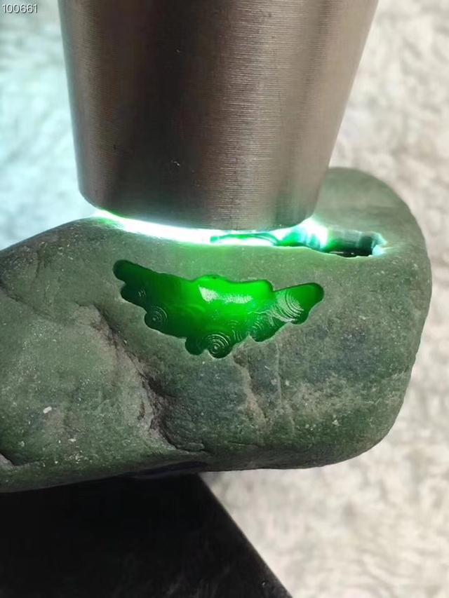 玉石翡翠原石老帕岗翡翠原石特点-第8张图片-翡翠网 玉石翡翠原石老帕岗翡翠原石特点-第8张图片-翡翠网