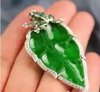 铁龙生翡翠原石价格,铁龙生原石的特点-第5张图片-翡翠网 铁龙生翡翠原石价格,铁龙生原石的特点-第5张图片-翡翠网