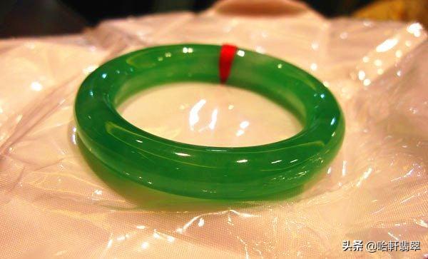 湖北翡翠原石糯冰种抚顺冰糯翡翠原石-第6张图片-翡翠网 湖北翡翠原石糯冰种抚顺冰糯翡翠原石-第6张图片-翡翠网