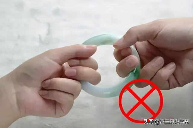 翡翠行话价格翡翠界的行话-第2张图片-翡翠网 翡翠行话价格翡翠界的行话-第2张图片-翡翠网