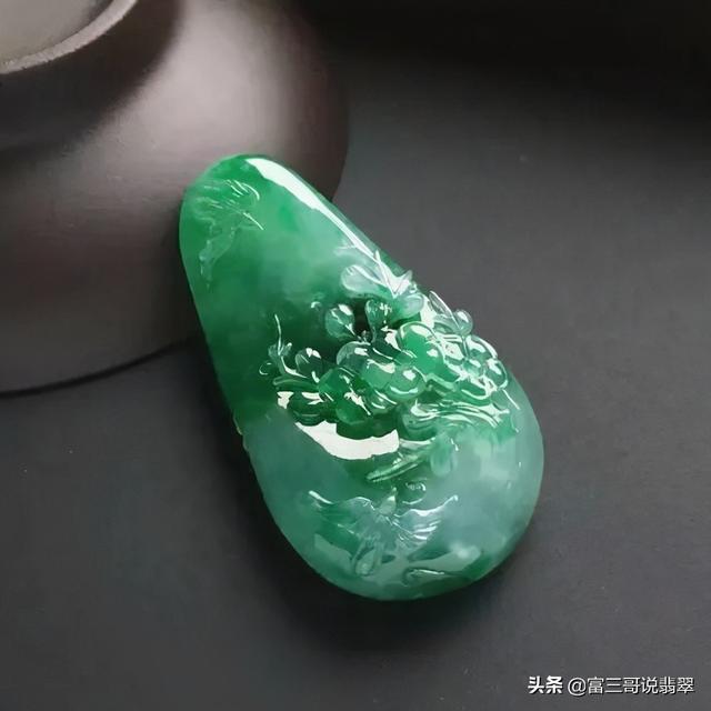 翡翠行话价格翡翠界的行话-第5张图片-翡翠网 翡翠行话价格翡翠界的行话-第5张图片-翡翠网