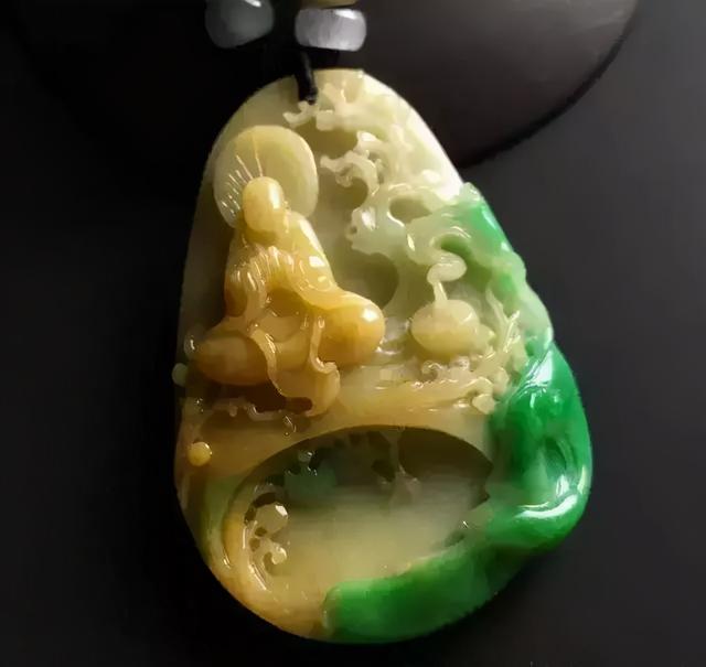 翡翠原石比成品贵,翡翠挂牌价格表-第8张图片-翡翠网 翡翠原石比成品贵,翡翠挂牌价格表-第8张图片-翡翠网