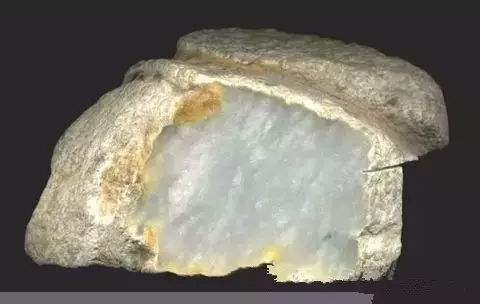 翡翠原石基础知识汇总,翡翠原石知识入门-第2张图片-翡翠网 翡翠原石基础知识汇总,翡翠原石知识入门-第2张图片-翡翠网