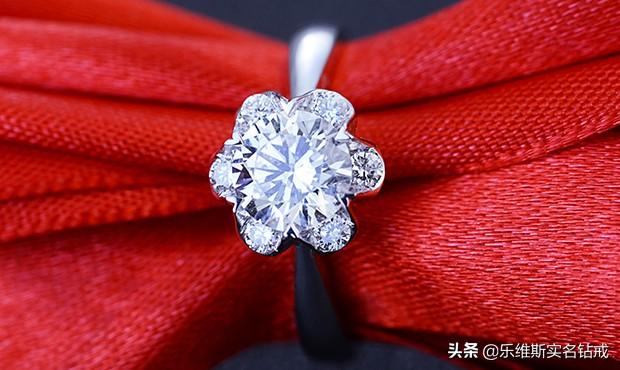 对戒买什么牌子钻戒定制哪个牌子好-第3张图片-翡翠网 对戒买什么牌子钻戒定制哪个牌子好-第3张图片-翡翠网