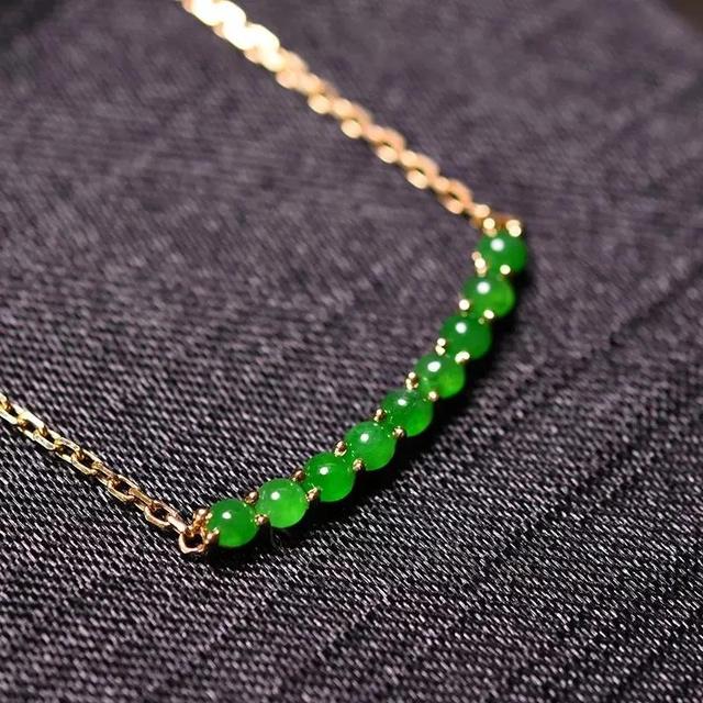 帝王绿翡翠原石产地帝王绿翡翠原石介绍-第13张图片-翡翠网 帝王绿翡翠原石产地帝王绿翡翠原石介绍-第13张图片-翡翠网