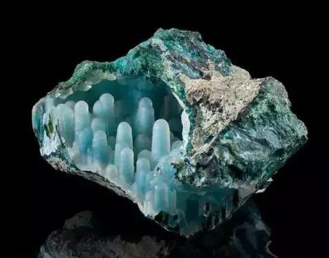 玉石翡翠原石,晋城玉器翡翠原石哪种好-第13张图片-翡翠网 玉石翡翠原石,晋城玉器翡翠原石哪种好-第13张图片-翡翠网