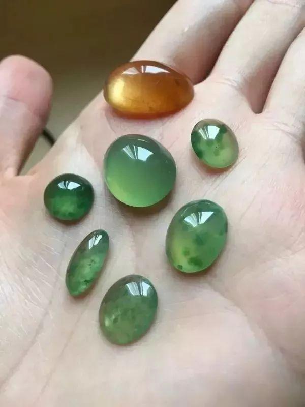 翡翠鉴别知识哪里学的简单介绍-第4张图片-翡翠网 翡翠鉴别知识哪里学的简单介绍-第4张图片-翡翠网