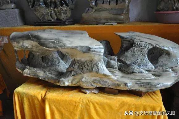 翡翠原石刷洗过程翡翠原石怎么刷洗-第8张图片-翡翠网 翡翠原石刷洗过程翡翠原石怎么刷洗-第8张图片-翡翠网