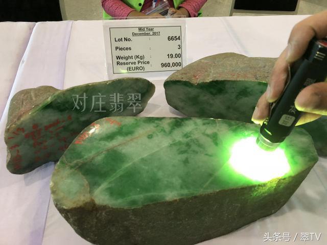 缅甸翡翠价格走势缅甸翡翠原石-第19张图片-翡翠网 缅甸翡翠价格走势缅甸翡翠原石-第19张图片-翡翠网