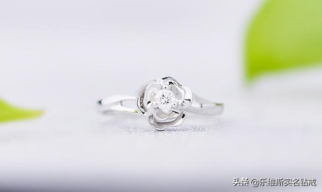 钻戒一般都什么价格,钻石戒指首饰价格-第4张图片-翡翠网 钻戒一般都什么价格,钻石戒指首饰价格-第4张图片-翡翠网