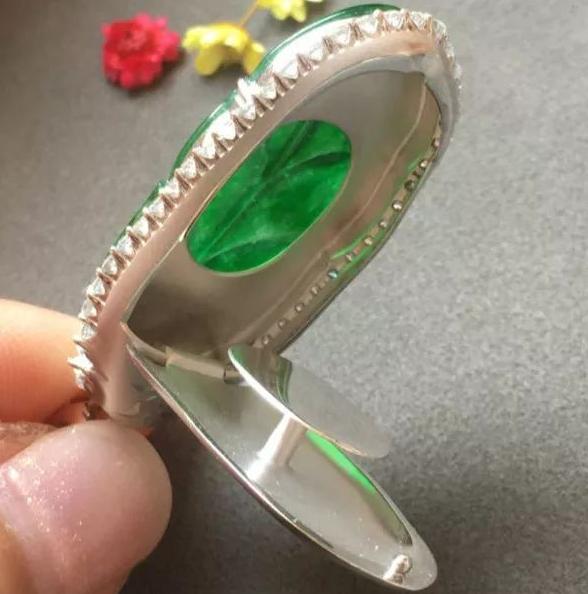 古董翡翠价格,私人收购古董-第7张图片-翡翠网 古董翡翠价格,私人收购古董-第7张图片-翡翠网