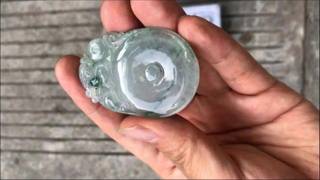 木那原石打灯清晰打灯透的木那白皮翡翠原石-第10张图片-翡翠网 木那原石打灯清晰打灯透的木那白皮翡翠原石-第10张图片-翡翠网