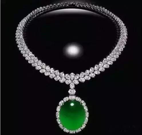 香格里拉翡翠手镯原石,香格里拉文成珠宝骗局-第10张图片-翡翠网 香格里拉翡翠手镯原石,香格里拉文成珠宝骗局-第10张图片-翡翠网