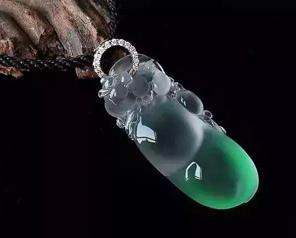 香格里拉翡翠手镯原石,香格里拉文成珠宝骗局-第18张图片-翡翠网 香格里拉翡翠手镯原石,香格里拉文成珠宝骗局-第18张图片-翡翠网