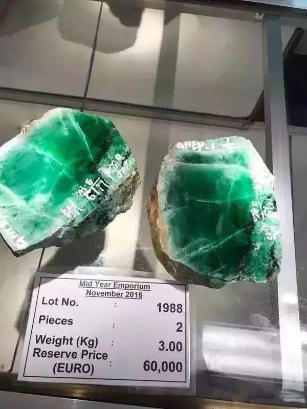 香格里拉翡翠手镯原石,香格里拉文成珠宝骗局-第31张图片-翡翠网 香格里拉翡翠手镯原石,香格里拉文成珠宝骗局-第31张图片-翡翠网