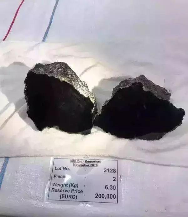 香格里拉翡翠手镯原石,香格里拉文成珠宝骗局-第32张图片-翡翠网 香格里拉翡翠手镯原石,香格里拉文成珠宝骗局-第32张图片-翡翠网