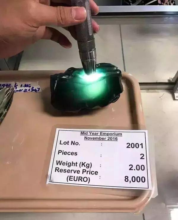 香格里拉翡翠手镯原石,香格里拉文成珠宝骗局-第35张图片-翡翠网 香格里拉翡翠手镯原石,香格里拉文成珠宝骗局-第35张图片-翡翠网