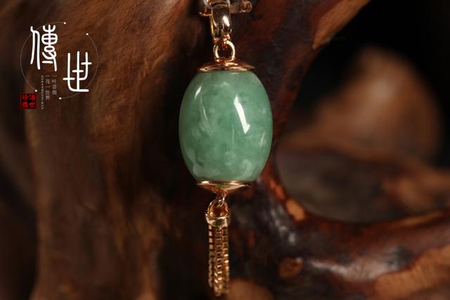 翡翠路路通图片及价格,翡翠小米粒路路通价格-第2张图片-翡翠网 翡翠路路通图片及价格,翡翠小米粒路路通价格-第2张图片-翡翠网