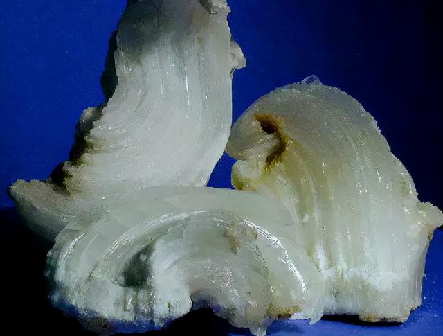 十种石头捡不得,25种常见宝石-第7张图片-翡翠网 十种石头捡不得,25种常见宝石-第7张图片-翡翠网