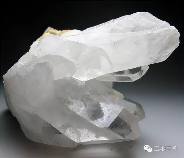 十种石头捡不得,25种常见宝石-第74张图片-翡翠网 十种石头捡不得,25种常见宝石-第74张图片-翡翠网