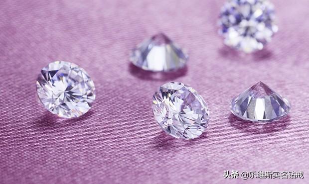 钻石一克拉多少克,钻石30分等于多少克-第2张图片-翡翠网 钻石一克拉多少克,钻石30分等于多少克-第2张图片-翡翠网