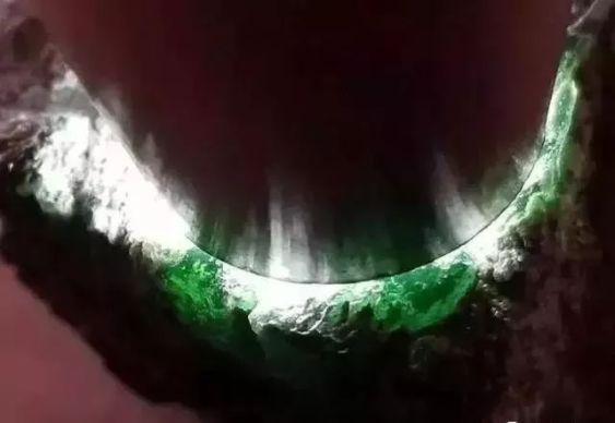 翡翠原石哪里买,40克翡翠原石-第7张图片-翡翠网 翡翠原石哪里买,40克翡翠原石-第7张图片-翡翠网