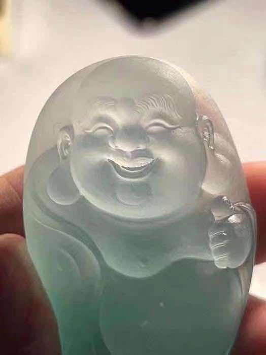 怎样挑选翡翠好坏和价格怎么看老坑翡翠-第9张图片-翡翠网 怎样挑选翡翠好坏和价格怎么看老坑翡翠-第9张图片-翡翠网