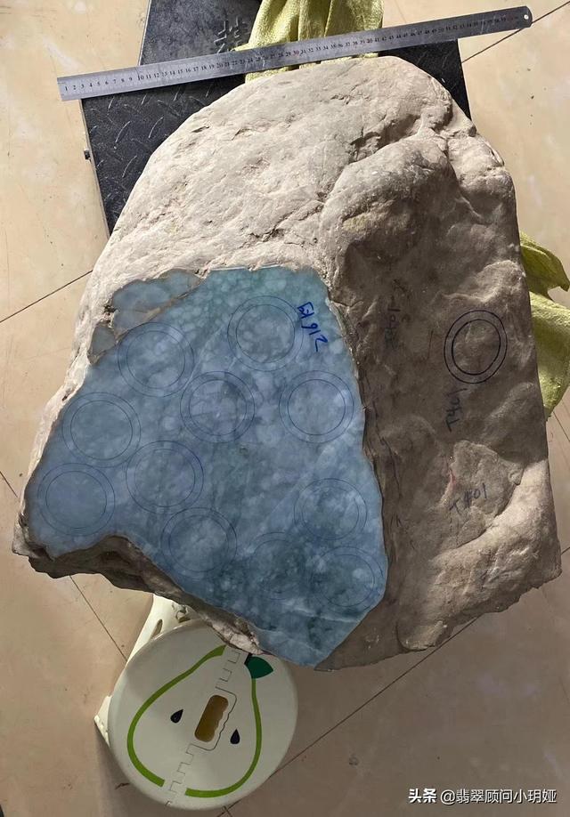 翡翠价格增长,翡翠毛料多少钱-第1张图片-翡翠网 翡翠价格增长,翡翠毛料多少钱-第1张图片-翡翠网