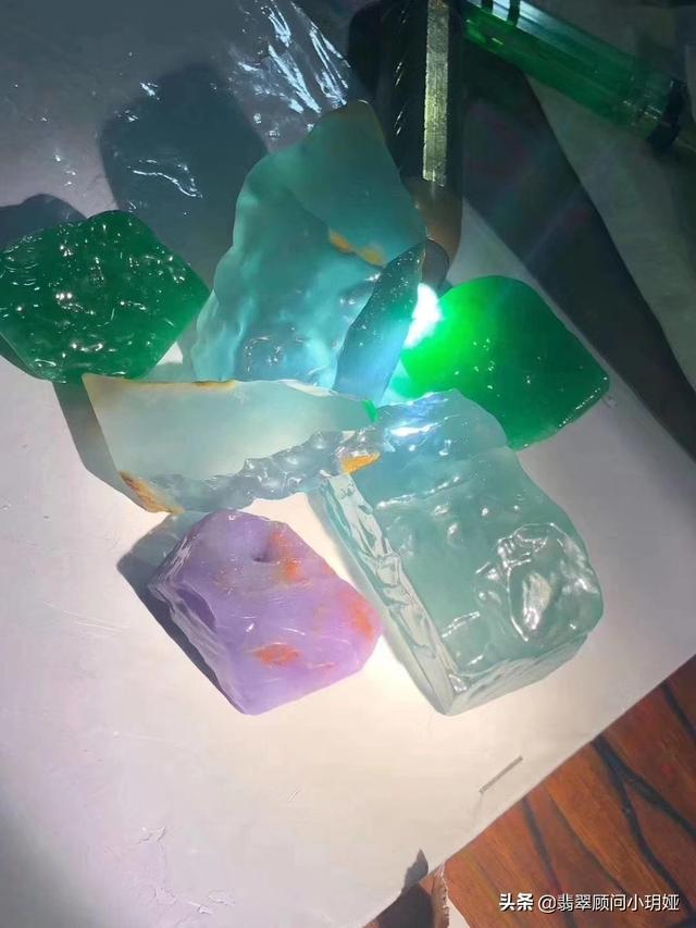 翡翠价格增长,翡翠毛料多少钱-第2张图片-翡翠网 翡翠价格增长,翡翠毛料多少钱-第2张图片-翡翠网