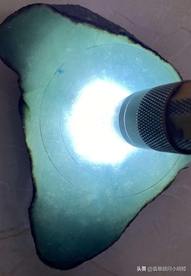 翡翠价格增长,翡翠毛料多少钱-第4张图片-翡翠网 翡翠价格增长,翡翠毛料多少钱-第4张图片-翡翠网