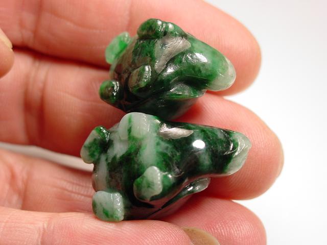 翡翠知识之铁龙生翡翠一级铁龙生翡翠手镯-第2张图片-翡翠网 翡翠知识之铁龙生翡翠一级铁龙生翡翠手镯-第2张图片-翡翠网