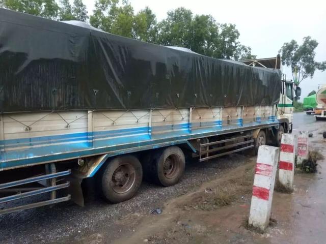 翡翠原石叫什么,木姐翡翠原石事件-第2张图片-翡翠网 翡翠原石叫什么,木姐翡翠原石事件-第2张图片-翡翠网