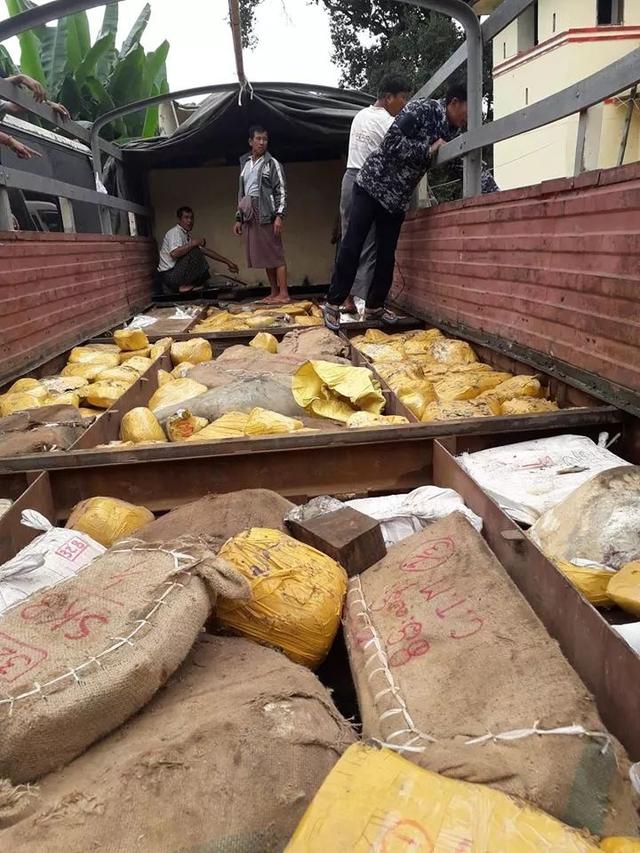 翡翠原石叫什么,木姐翡翠原石事件-第6张图片-翡翠网 翡翠原石叫什么,木姐翡翠原石事件-第6张图片-翡翠网