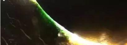 如何看翡翠原石透光度,黑色翡翠原石一般出什么料-第20张图片-翡翠网 如何看翡翠原石透光度,黑色翡翠原石一般出什么料-第20张图片-翡翠网