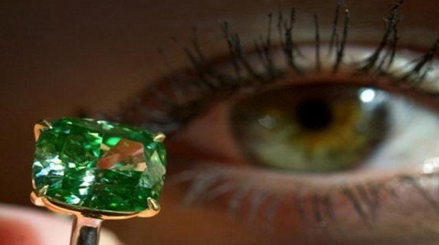 什么玉最好有灵性养人世界上最贵的珠宝品牌-第11张图片-翡翠网 什么玉最好有灵性养人世界上最贵的珠宝品牌-第11张图片-翡翠网