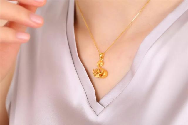 二手黄金首饰怎么卖掉,哪里回收黄金首饰价格最高-第2张图片-翡翠网 二手黄金首饰怎么卖掉,哪里回收黄金首饰价格最高-第2张图片-翡翠网