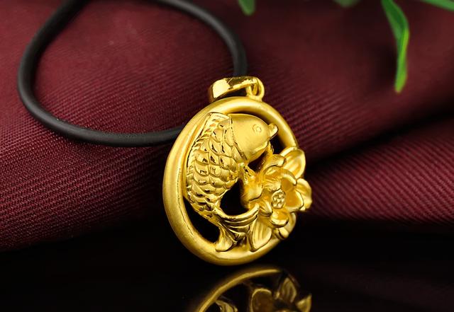 二手黄金首饰怎么卖掉,哪里回收黄金首饰价格最高-第3张图片-翡翠网 二手黄金首饰怎么卖掉,哪里回收黄金首饰价格最高-第3张图片-翡翠网