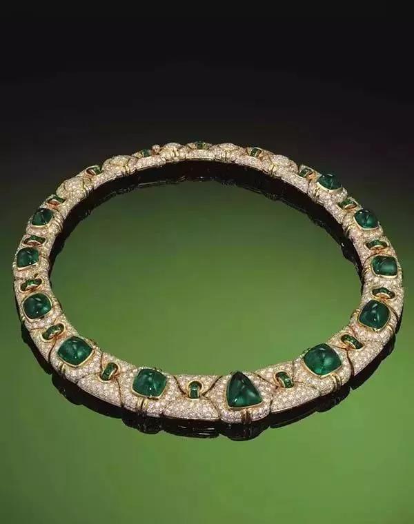 玻璃种血红色极品翡翠价格,天然红翡翠价格图片-第14张图片-翡翠网 玻璃种血红色极品翡翠价格,天然红翡翠价格图片-第14张图片-翡翠网