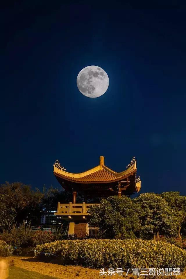 玉石广告文案翡翠知识文案生活-第3张图片-翡翠网 玉石广告文案翡翠知识文案生活-第3张图片-翡翠网