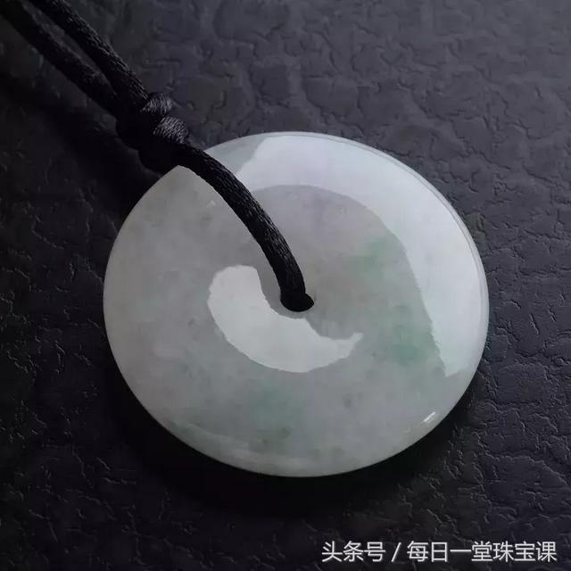 翡翠糯种种水知识的简单介绍-第8张图片-翡翠网 翡翠糯种种水知识的简单介绍-第8张图片-翡翠网
