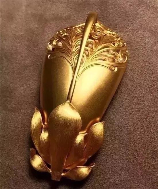 翡翠原石一般在哪里有六位数翡翠原石-第16张图片-翡翠网 翡翠原石一般在哪里有六位数翡翠原石-第16张图片-翡翠网