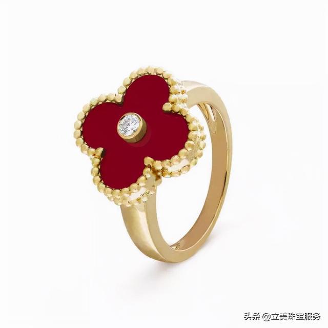 中国珠宝和老凤祥对比国外珠宝品牌-第7张图片-翡翠网 中国珠宝和老凤祥对比国外珠宝品牌-第7张图片-翡翠网