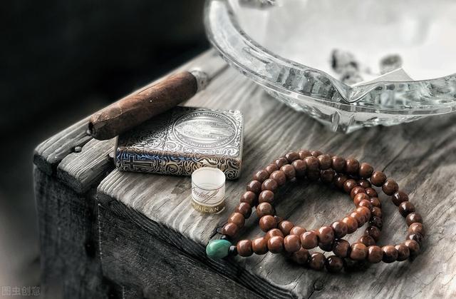 20元黑色的钻石烟,黑钻石烟多少钱一盒-第1张图片-翡翠网 20元黑色的钻石烟,黑钻石烟多少钱一盒-第1张图片-翡翠网