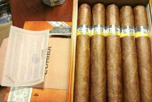 20元黑色的钻石烟,黑钻石烟多少钱一盒-第7张图片-翡翠网 20元黑色的钻石烟,黑钻石烟多少钱一盒-第7张图片-翡翠网