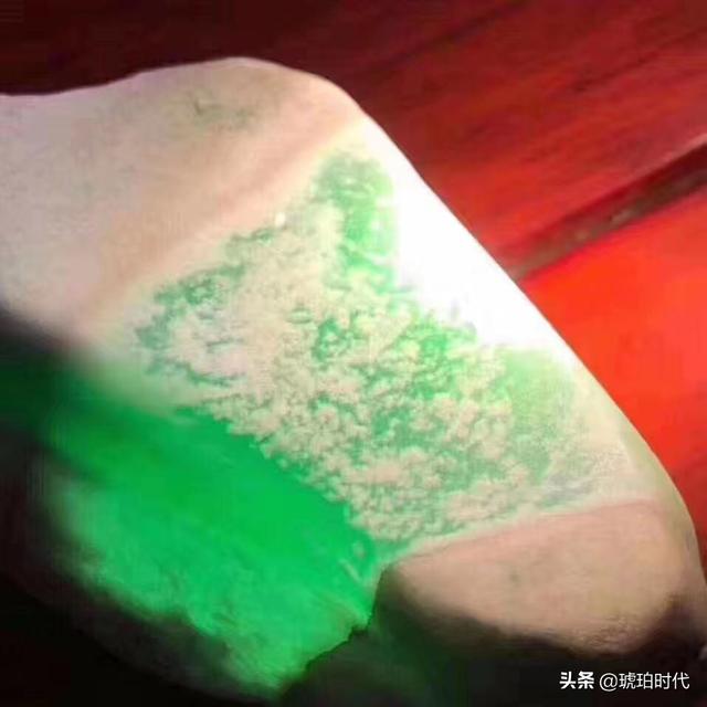 关于翡翠知识网站的信息-第2张图片-翡翠网 关于翡翠知识网站的信息-第2张图片-翡翠网