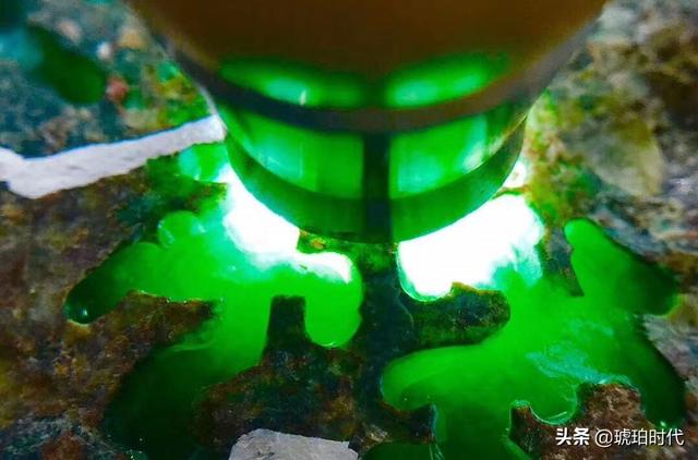 关于翡翠知识网站的信息-第9张图片-翡翠网 关于翡翠知识网站的信息-第9张图片-翡翠网