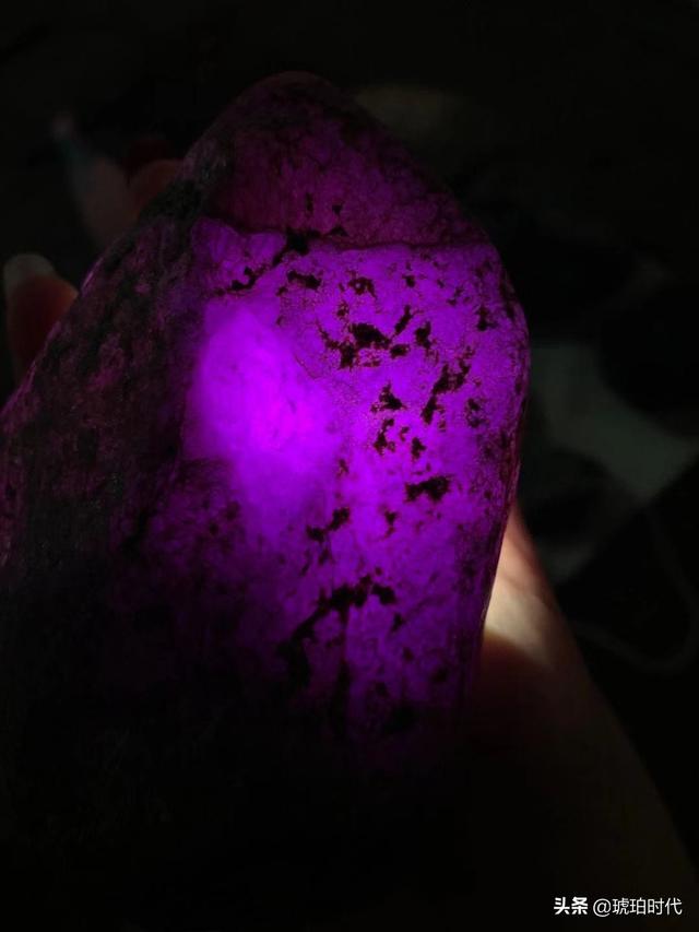 关于翡翠知识网站的信息-第10张图片-翡翠网 关于翡翠知识网站的信息-第10张图片-翡翠网