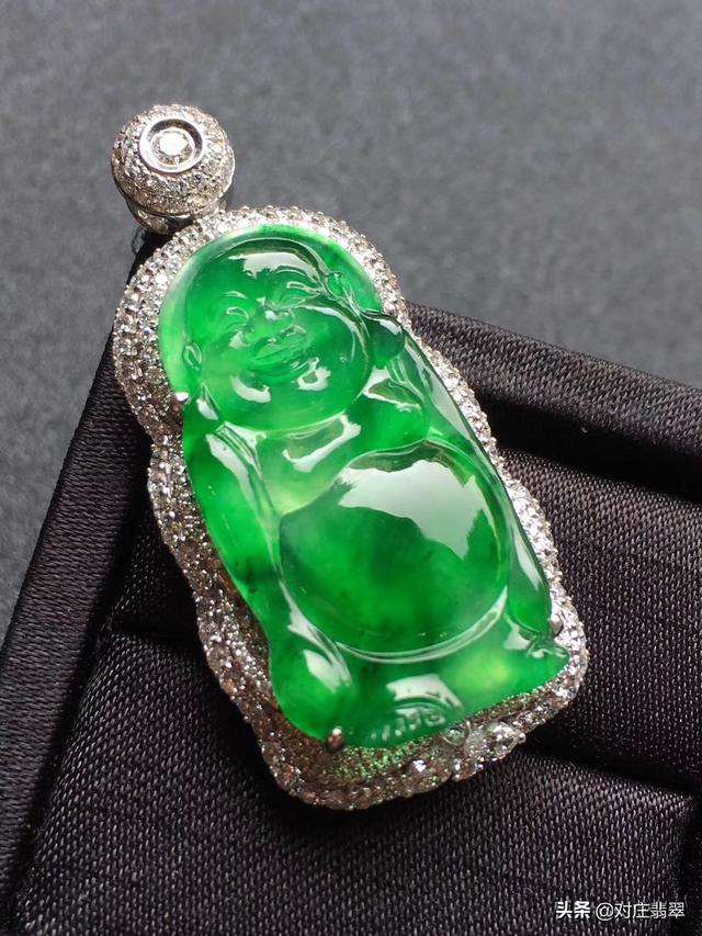翡翠挂件冰种知识冰种翡翠贵吗-第10张图片-翡翠网 翡翠挂件冰种知识冰种翡翠贵吗-第10张图片-翡翠网